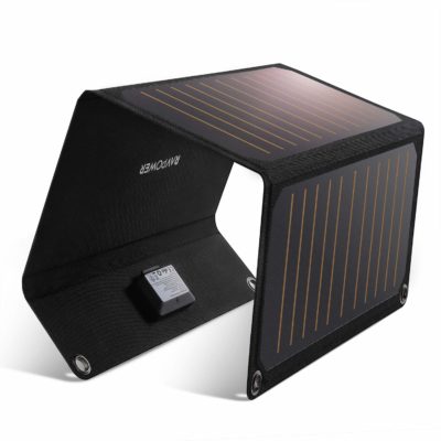 サステナブルな商品「RAVPower」の「ソーラーチャージャー」